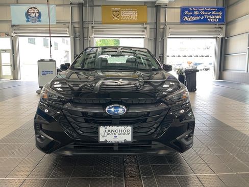 Used 2025 Subaru Legacy Premium AWD/4WD image 2