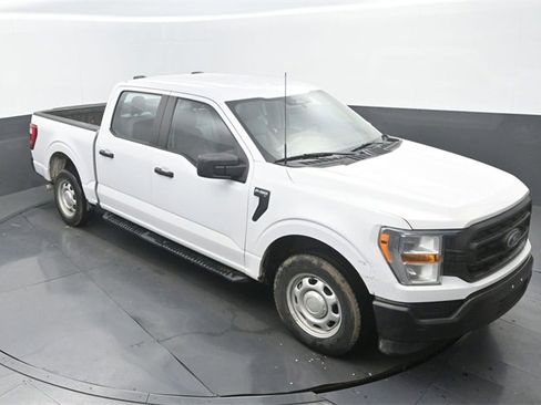 Used 2022 Ford F150 XL w/ Trailer Tow Package image 13