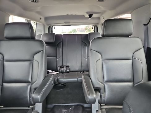 Used 2018 GMC Yukon XL SLT w/ Open Road Package AWD/4WD image 34