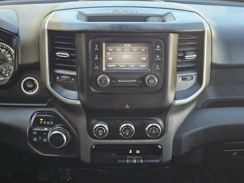 Used 2021 RAM 1500 Big Horn AWD/4WD image 25