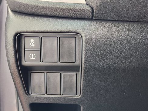 Used 2019 Honda CR-V LX image 20