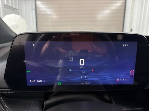 Used 2025 Chevrolet Blazer EV LT FWD image 29
