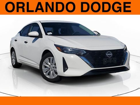 Used 2025 Nissan Sentra S image 1