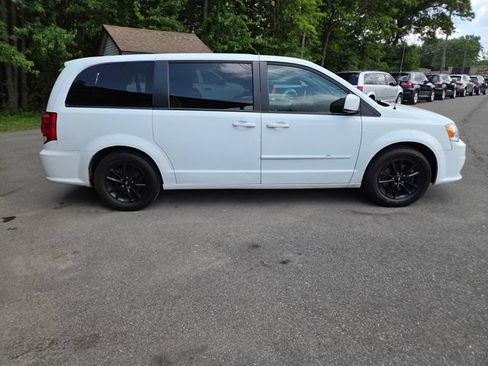 Used 2020 Dodge Grand Caravan GT FWD image 7