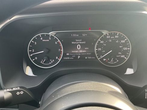 Used 2022 Nissan Rogue S image 14