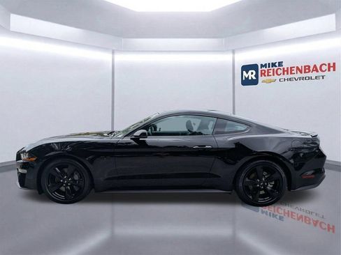 Used 2022 Ford Mustang GT Premium w/ Equipment Group 401A RWD image 7