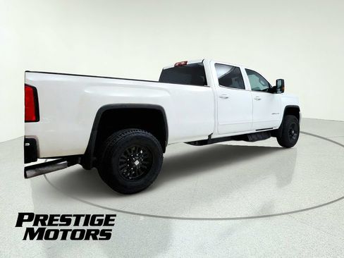 Used 2018 GMC Sierra 3500 SLE w/ SLE Fleet Preferred Package AWD/4WD image 8