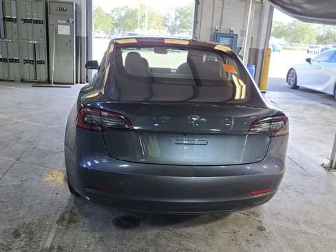 Used 2018 Tesla Model 3 Long Range image 5