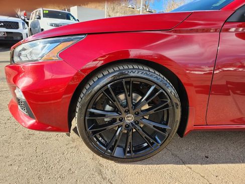 Used 2020 Nissan Altima 2.5 SR image 9