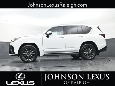 Used 2024 Lexus LX 600 F Sport AWD/4WD image 22