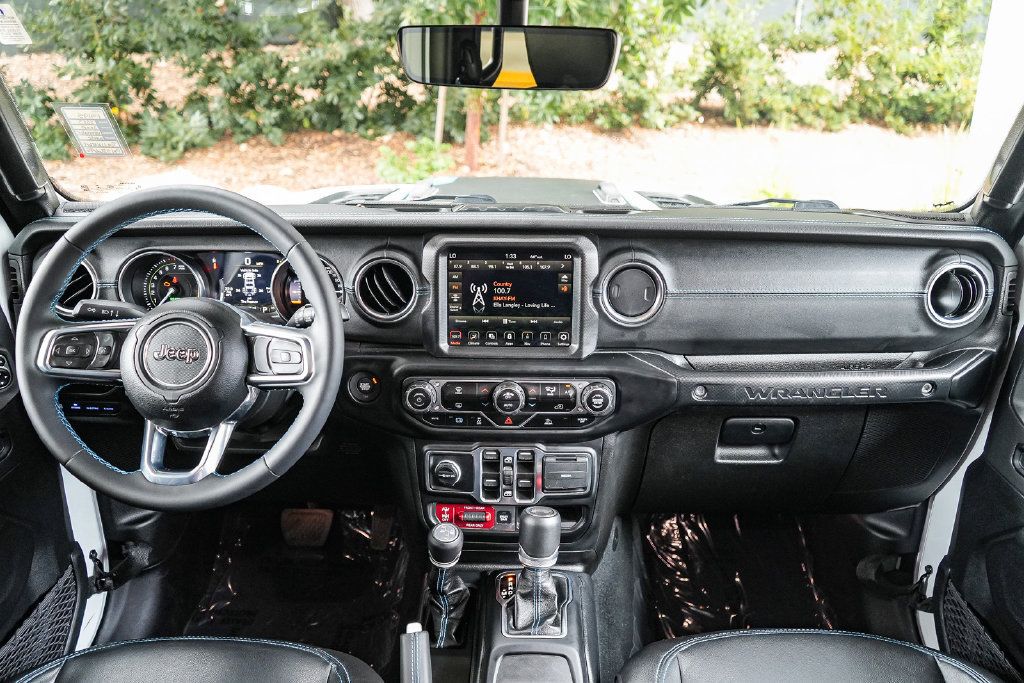 Used 2023 Jeep Wrangler Unlimited Rubicon 4xe AWD/4WD image 12