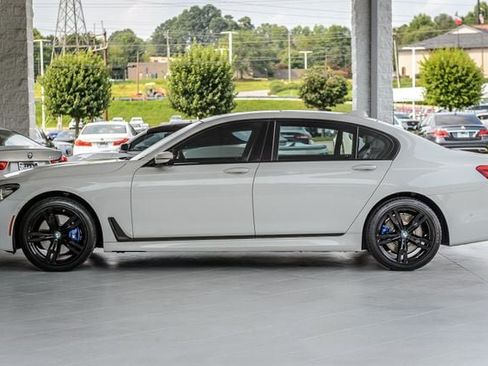 Used 2018 BMW 740i xDrive AWD/4WD image 58