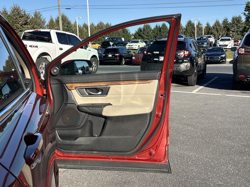 Used 2018 Honda CR-V EX image 25