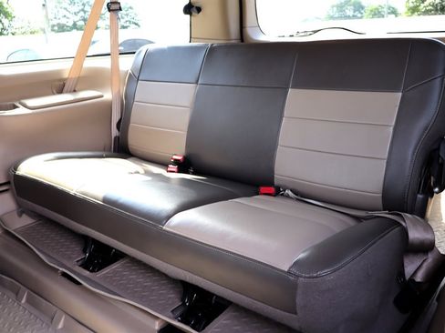Used 2004 Ford Excursion Eddie Bauer AWD/4WD image 29