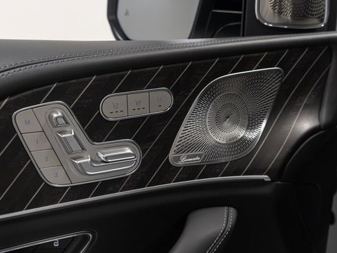 Used 2026 Mercedes-Benz Maybach GLS 600 4MATIC image 34