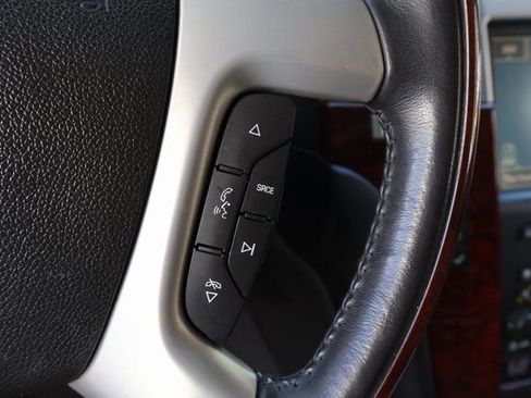 Used 2009 Cadillac Escalade Hybrid image 24