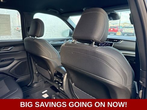 New 2025 Jeep Grand Cherokee L Laredo AWD/4WD image 46