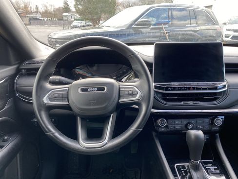 Used 2022 Jeep Compass Altitude w/ Convenience Group image 12