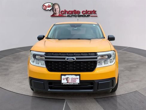 Used 2022 Ford Maverick XLT image 8