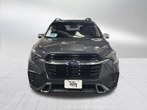 Used 2023 Subaru Ascent Touring AWD/4WD image 2
