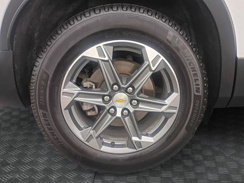 Used 2024 Chevrolet Blazer LT w/ Convenience Package FWD image 23
