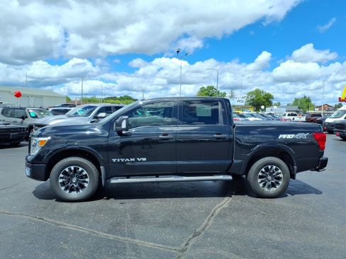 Used 2019 Nissan Titan PRO-4X w/ Pro-4x Convenience Package AWD/4WD image 7