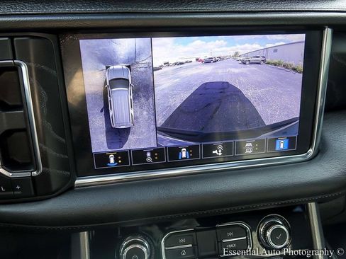 Used 2021 GMC Yukon Denali w/ LPO, Illumination Package image 21