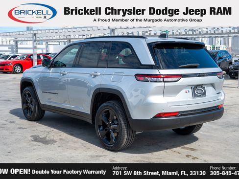 New 2025 Jeep Grand Cherokee Limited w/ Black Appearance Package image 7