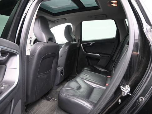 Used 2015 Volvo XC60 T5 AWD/4WD image 17
