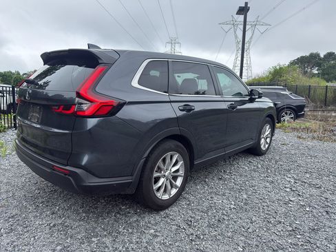 Used 2024 Honda CR-V EX image 3