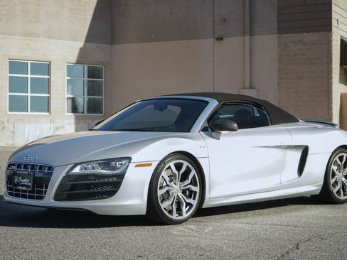 Used 2011 Audi R8 V10 image 3