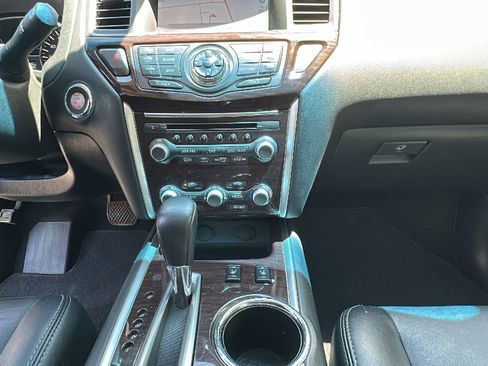 Used 2015 Nissan Pathfinder SL w/ SL Premium Package AWD/4WD image 23