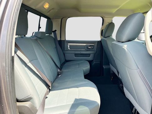 Used 2019 RAM 1500 Classic SLT RWD image 25