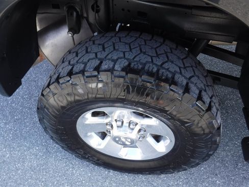 Used 2015 RAM 2500 Power Wagon Laramie image 4