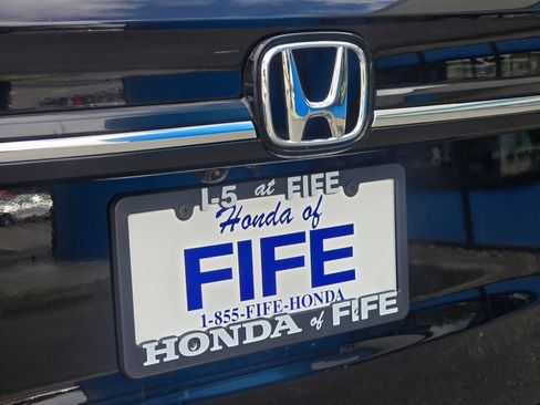 Used 2024 Honda Odyssey EX-L image 13