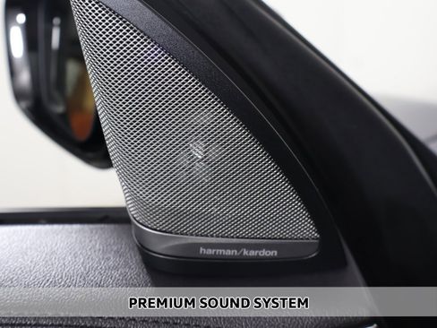 Used 2018 BMW 640i Gran Turismo xDrive image 5