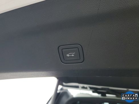 Used 2023 Chevrolet Tahoe LT image 9