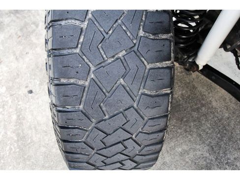 Used 2018 Jeep Wrangler Sport AWD/4WD image 27