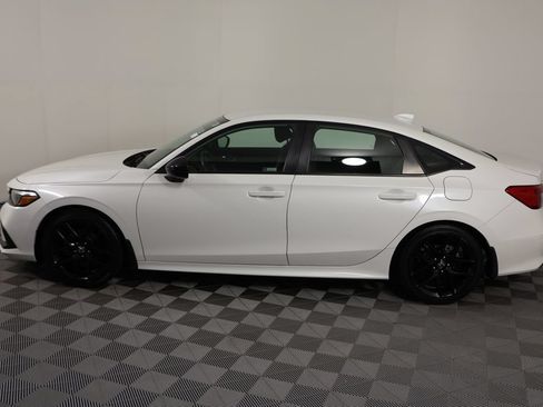 Used 2023 Honda Civic Sport image 5