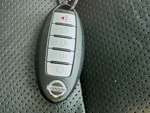 Used 2018 Nissan Murano SL w/ Moonroof Package FWD image 40