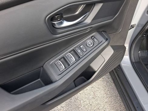 Used 2025 Honda Accord SE image 15