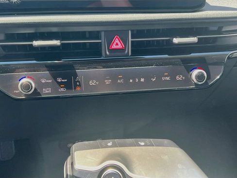 New 2026 Kia EV6 Light RWD image 16