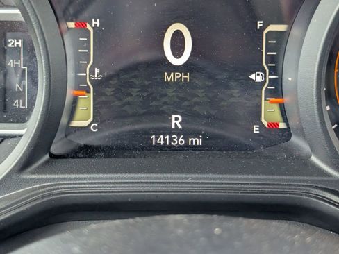 Used 2025 Jeep Gladiator Rubicon image 13