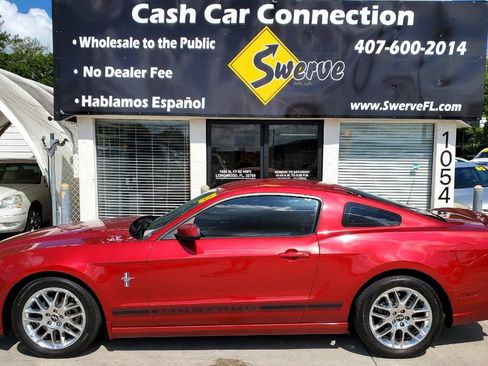 Used 2013 Ford Mustang Premium RWD image 9