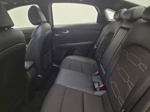 Used 2023 Kia Forte GT-Line w/ GT-Line Premium Package image 18