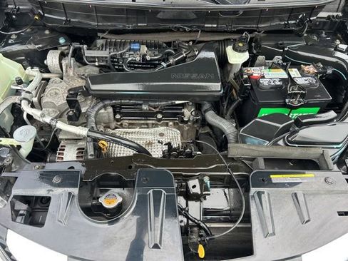 Used 2020 Nissan Rogue SL AWD/4WD image 22