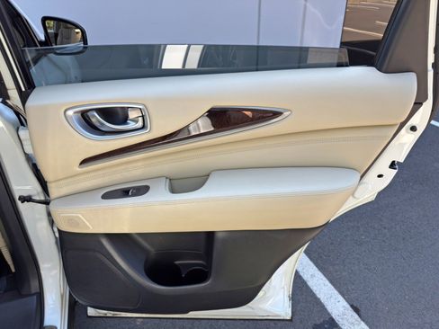 Used 2015 INFINITI QX60 Luxe w/ Deluxe Touring Package AWD/4WD image 48