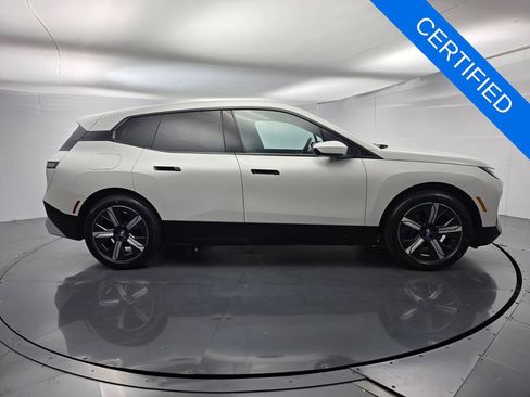 Certified 2024 BMW iX xDrive50 w/ Premium Package AWD/4WD image 3