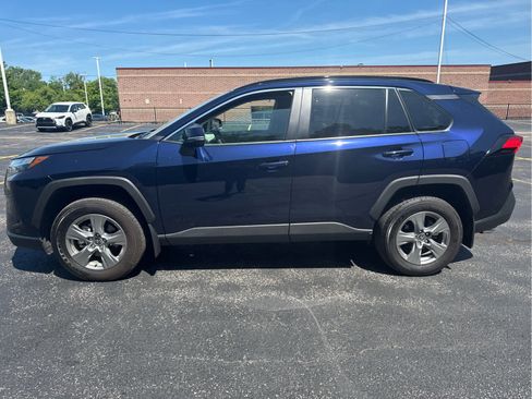 Used 2025 Toyota RAV4 XLE w/ Convenience Package AWD/4WD image 2