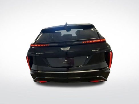 New 2025 Cadillac Lyriq Luxury image 10